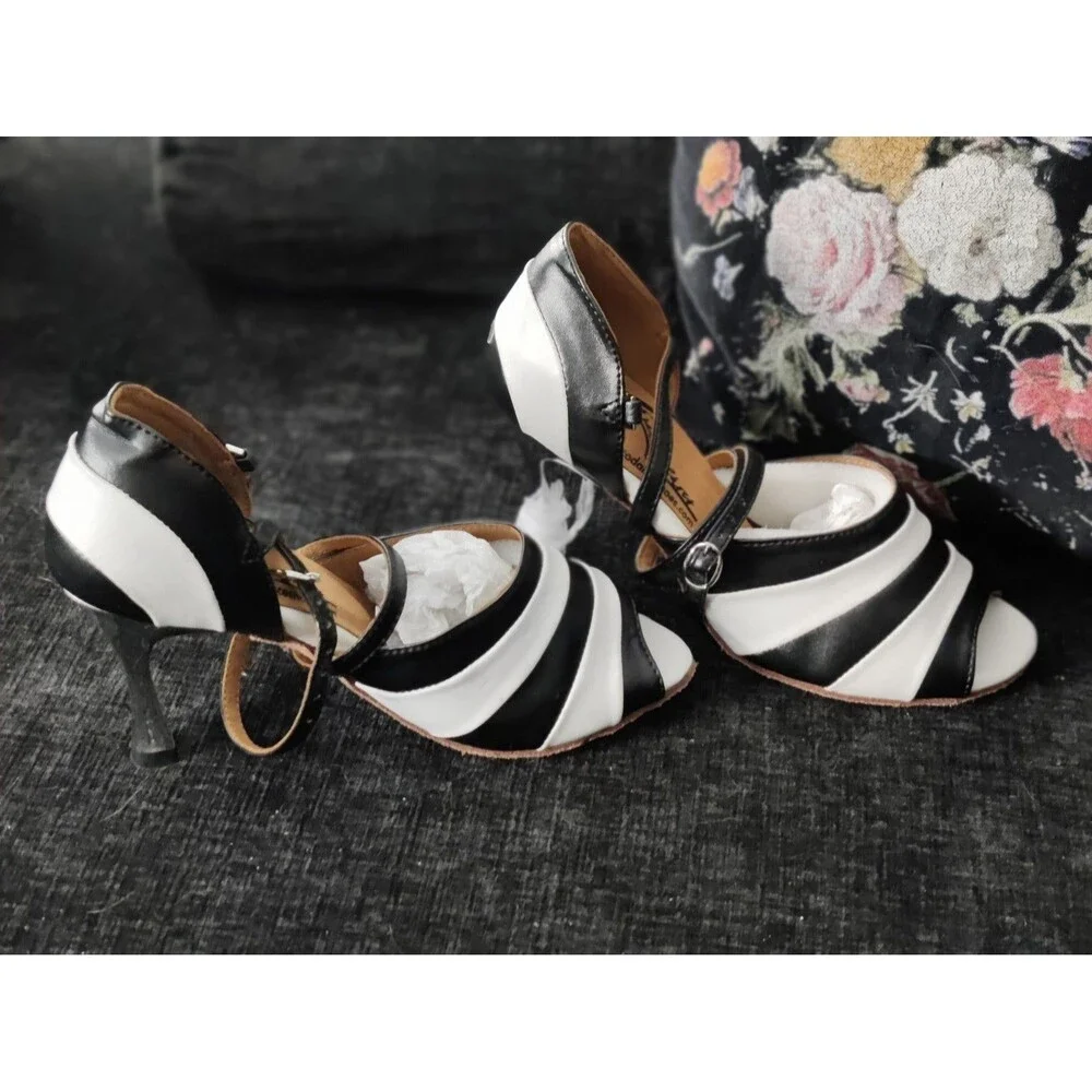 Gfranco salsa shoes (sz6)